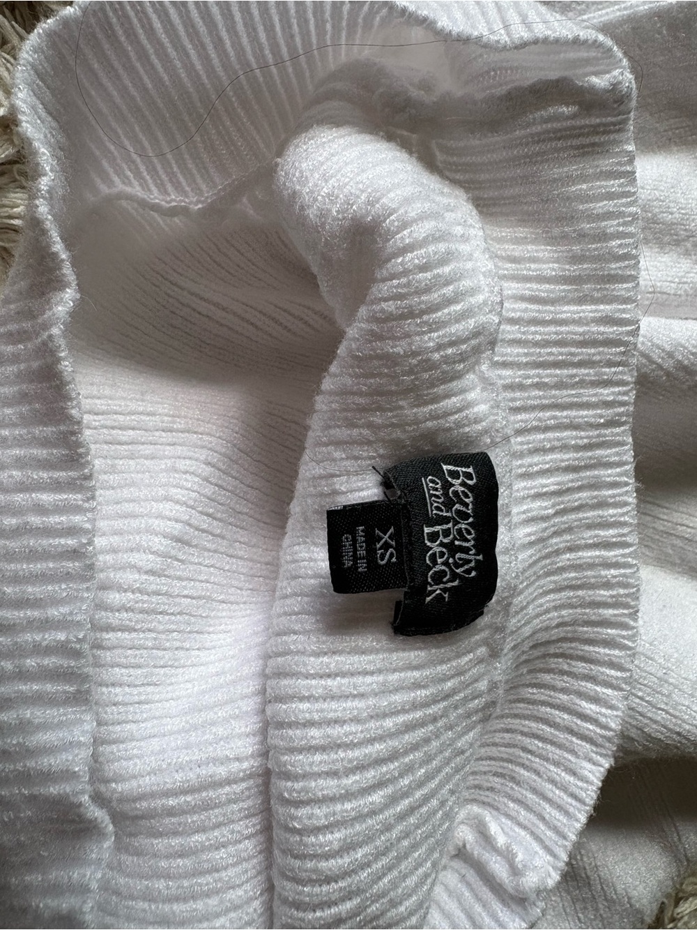 Off-Shoulder White Ribbed Women’s Sweater - Picture 3 of 4